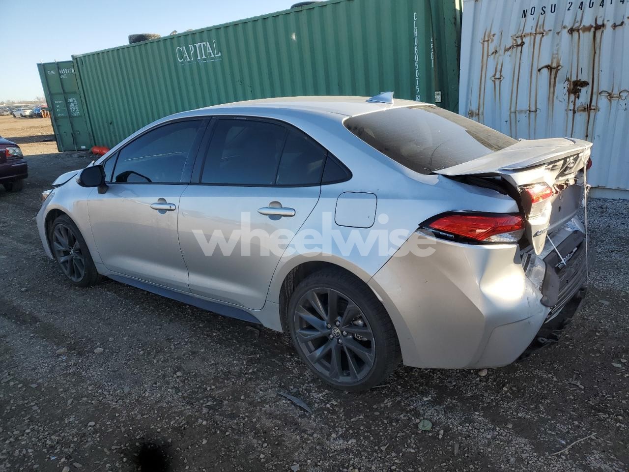 Photo 2 of 2024 TOYOTA COROLLA LE (VIN JTDBCMFE2R3027805)