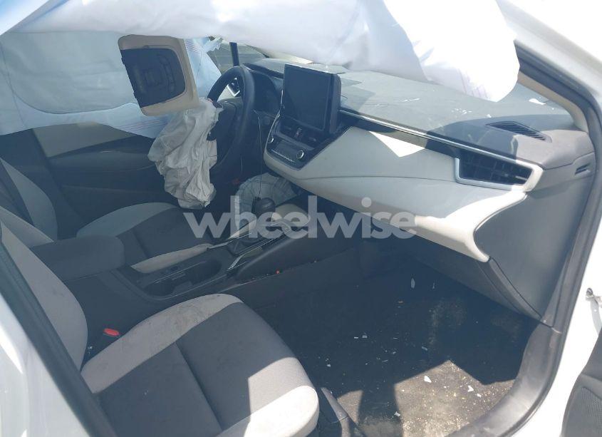 Photo 5 of 2024 Toyota Corolla HYBRID LE (VIN JTDBCMFE2R3063977)