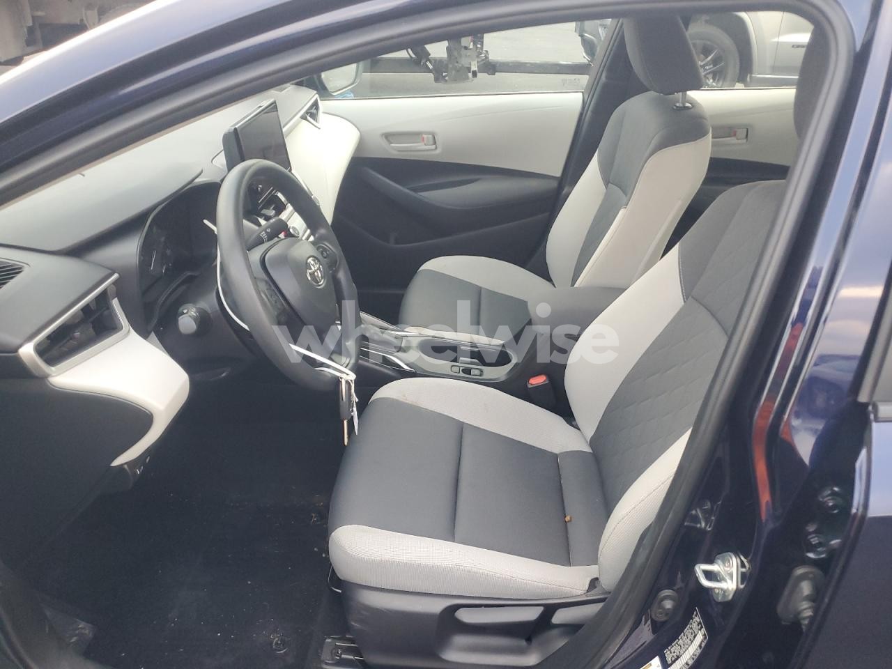 Photo 7 of 2024 TOYOTA COROLLA LE (VIN JTDBCMFE2RJ021191)