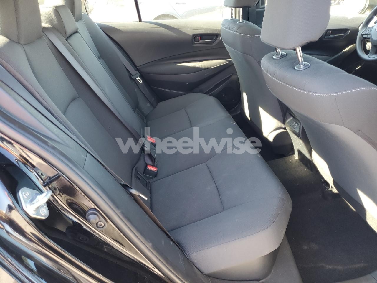 Photo 10 of 2025 TOYOTA COROLLA LE (VIN JTDBCMFE2SJ047568)