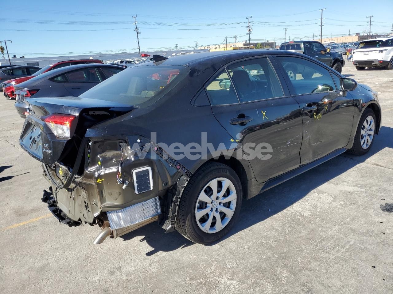 Photo 3 of 2025 TOYOTA COROLLA LE (VIN JTDBCMFE2SJ047568)