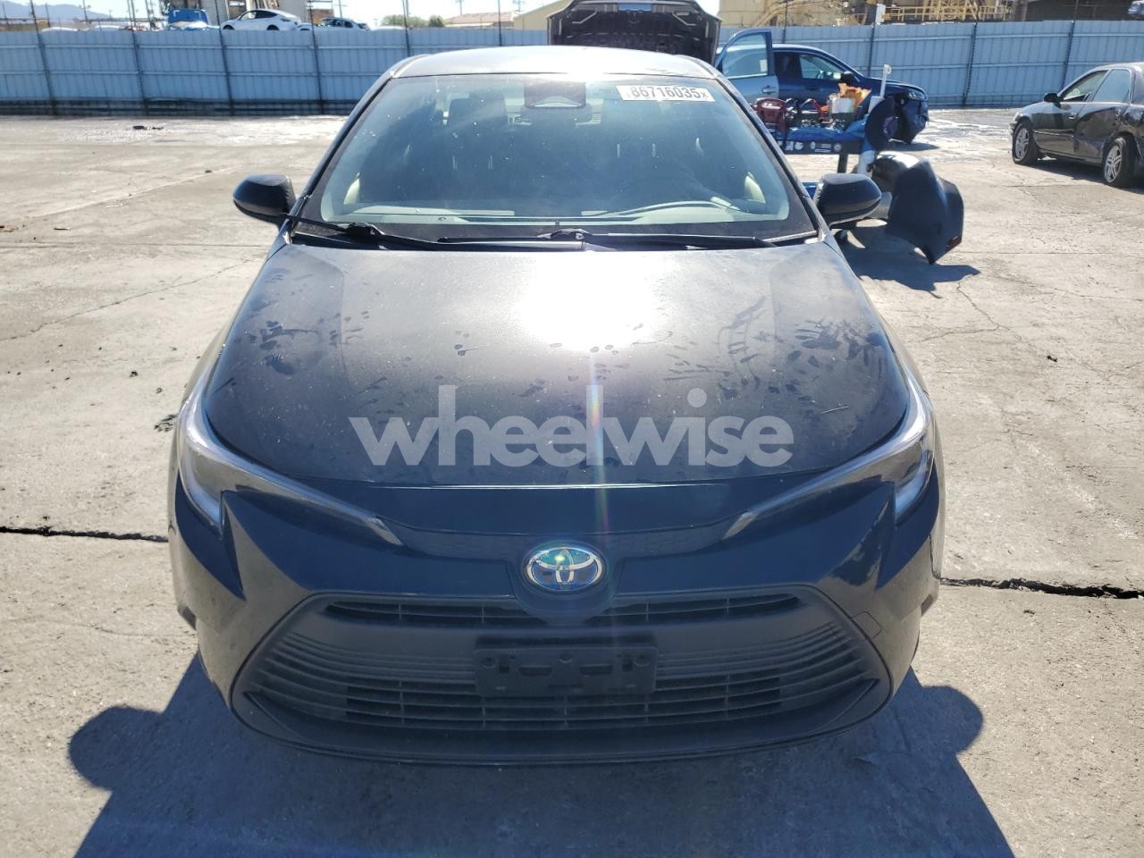 Photo 5 of 2025 TOYOTA COROLLA LE (VIN JTDBCMFE2SJ047568)