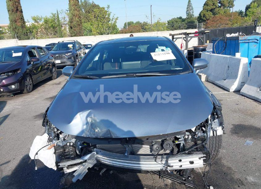 Photo 13 of 2025 Toyota Corolla HYBRID SE (VIN JTDBCMFE3SJ041665)