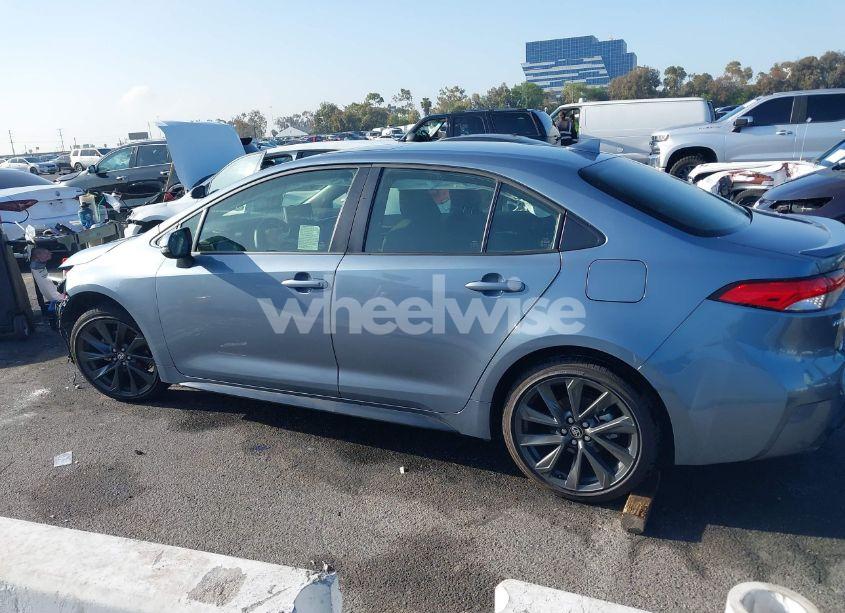 Photo 15 of 2025 Toyota Corolla HYBRID SE (VIN JTDBCMFE3SJ041665)