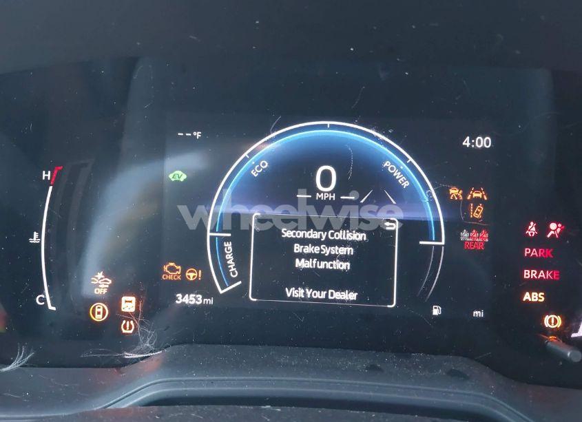 Photo 16 of 2025 Toyota Corolla HYBRID SE (VIN JTDBCMFE3SJ041665)