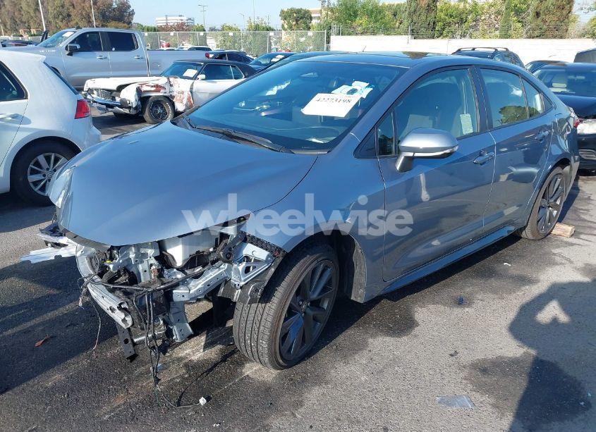 Photo 2 of 2025 Toyota Corolla HYBRID SE (VIN JTDBCMFE3SJ041665)