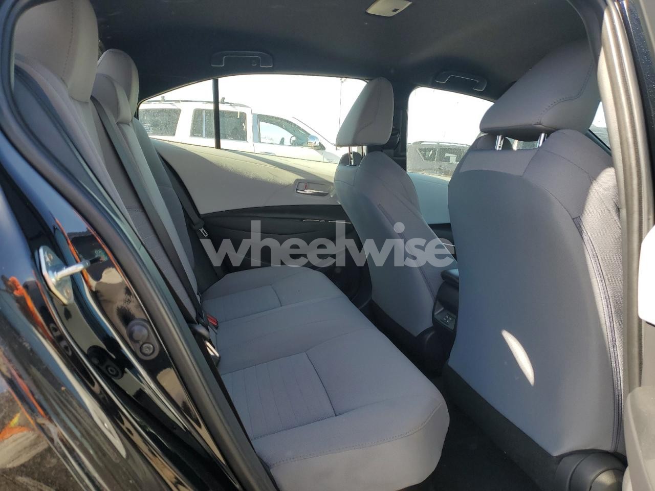 Photo 10 of 2024 TOYOTA COROLLA LE (VIN JTDBCMFE4R3038062)