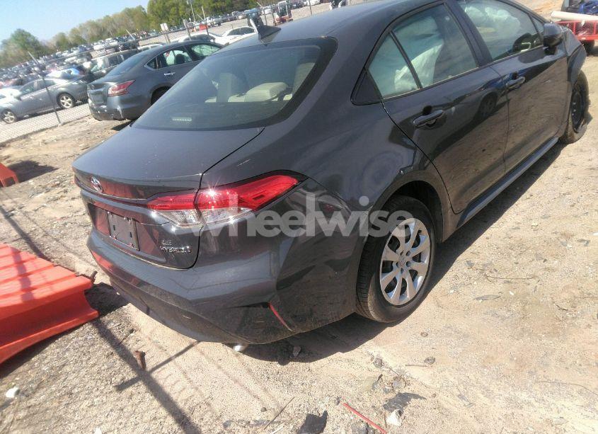 Photo 4 of 2024 Toyota Corolla HYBRID LE (VIN JTDBCMFE4R3041785)