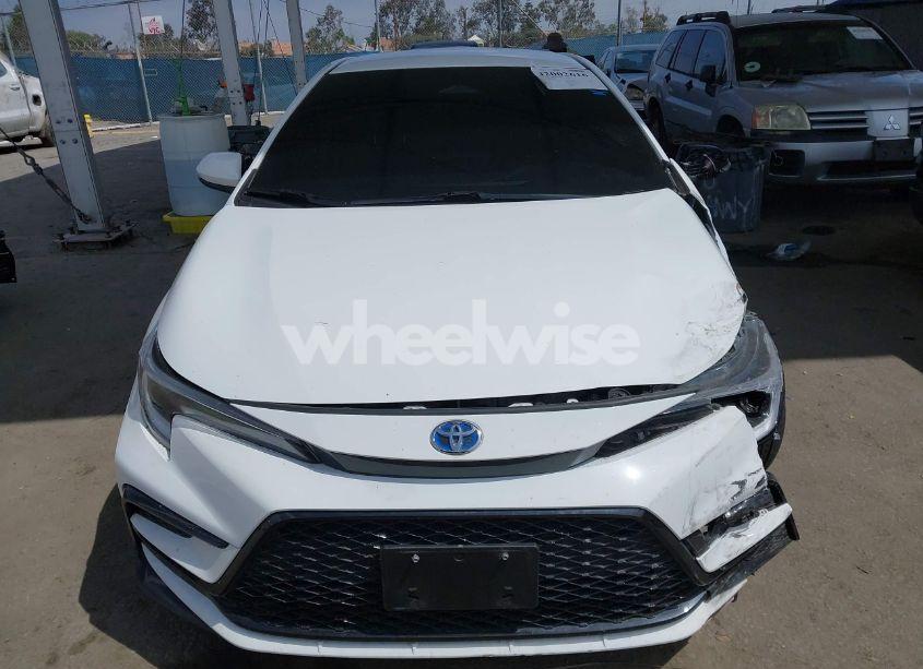 Photo 12 of 2024 Toyota Corolla HYBRID SE (VIN JTDBCMFE4R3063432)