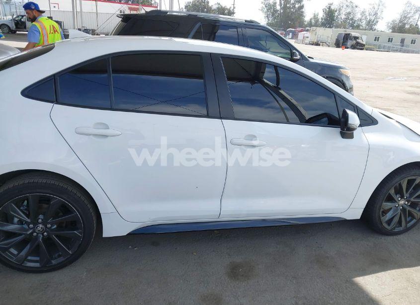 Photo 13 of 2024 Toyota Corolla HYBRID SE (VIN JTDBCMFE4R3063432)