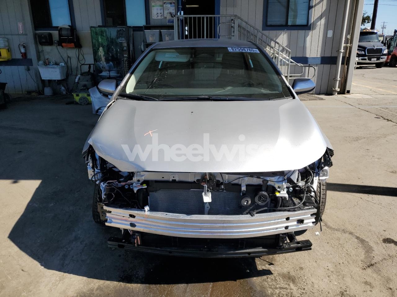 Photo 5 of 2024 TOYOTA COROLLA LE (VIN JTDBCMFE4R3067898)