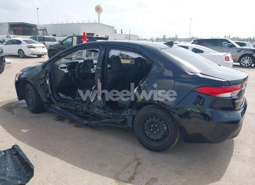 Photo 3 of 2024 Toyota Corolla HYBRID LE (VIN JTDBCMFE5R3033890)