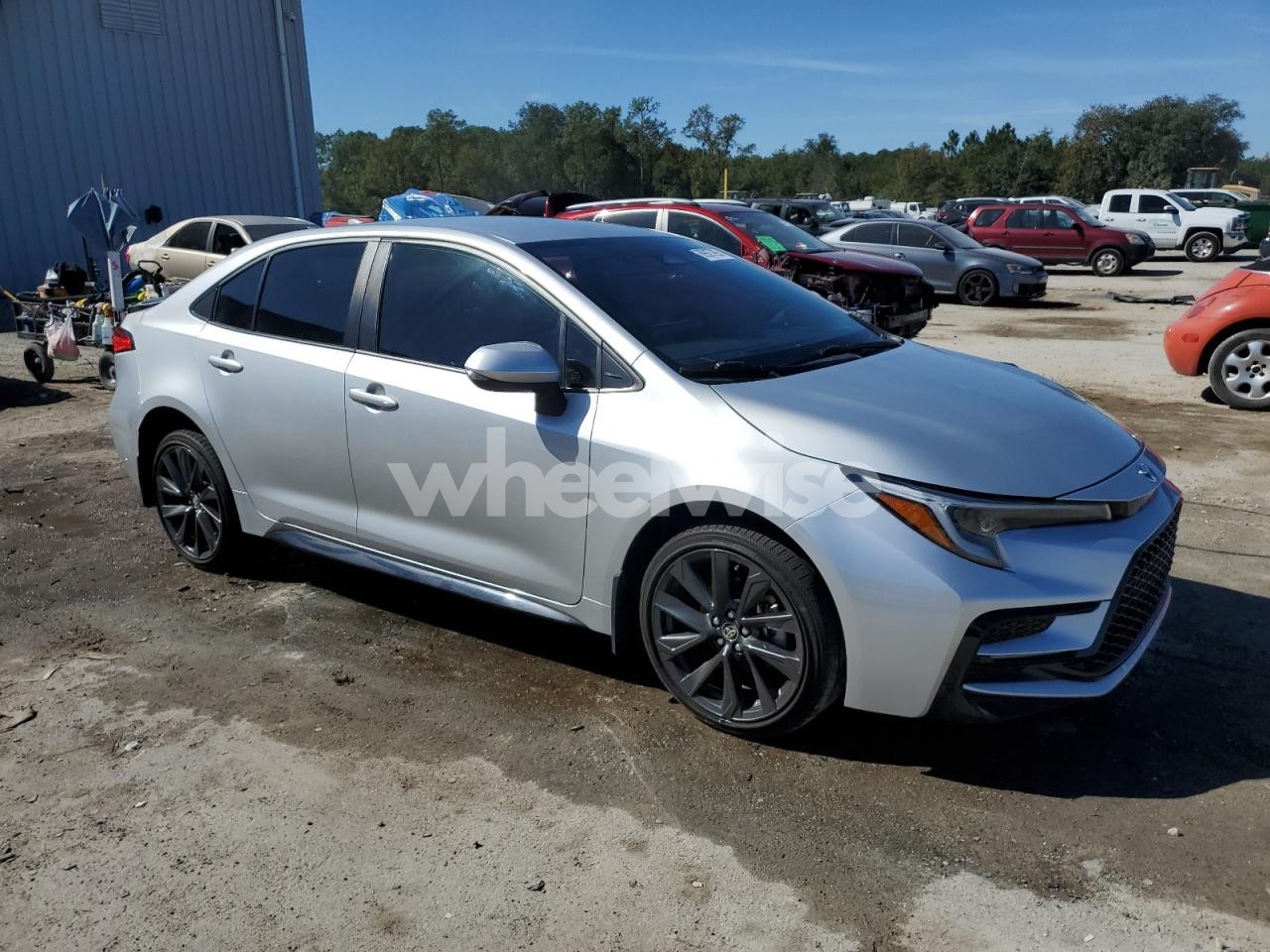 Photo 4 of 2024 TOYOTA COROLLA LE (VIN JTDBCMFE5R3034425)