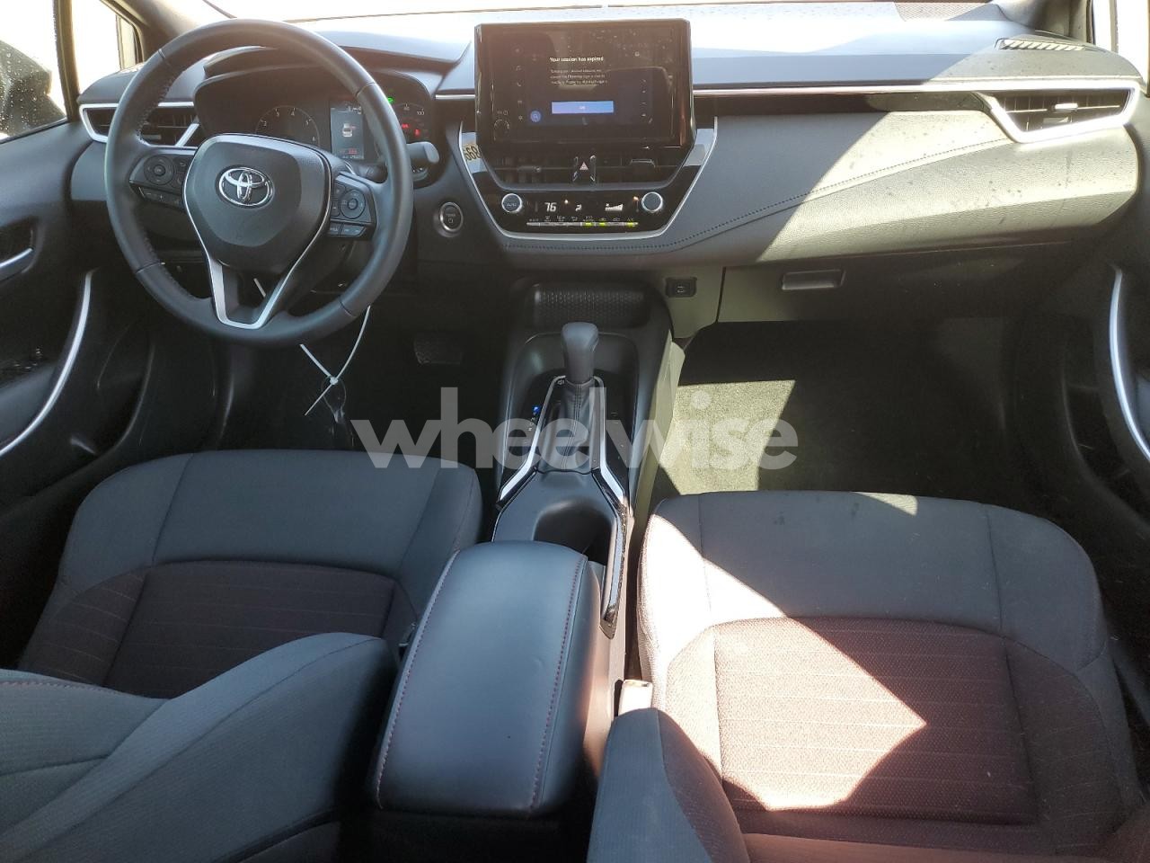 Photo 8 of 2024 TOYOTA COROLLA LE (VIN JTDBCMFE5R3034425)