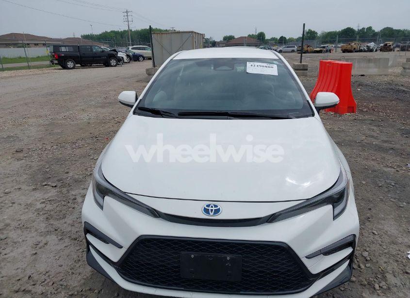 Photo 12 of 2024 Toyota Corolla HYBRID SE (VIN JTDBCMFE5R3042086)