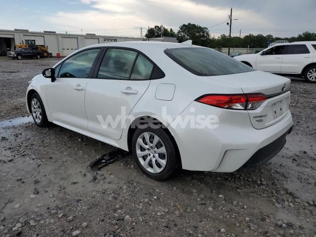 Photo 4 of 2024 TOYOTA COROLLA LE (VIN JTDBCMFE5R3064766)