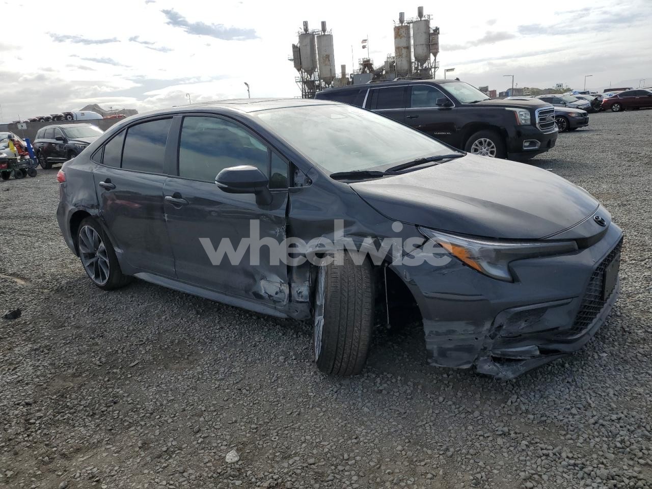 Photo 4 of 2025 TOYOTA COROLLA LE (VIN JTDBCMFE5S3079497)