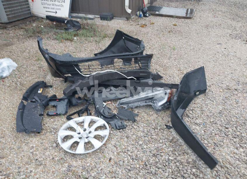 Photo 12 of 2025 Toyota Corolla HYBRID LE (VIN JTDBCMFE5SJ039996)