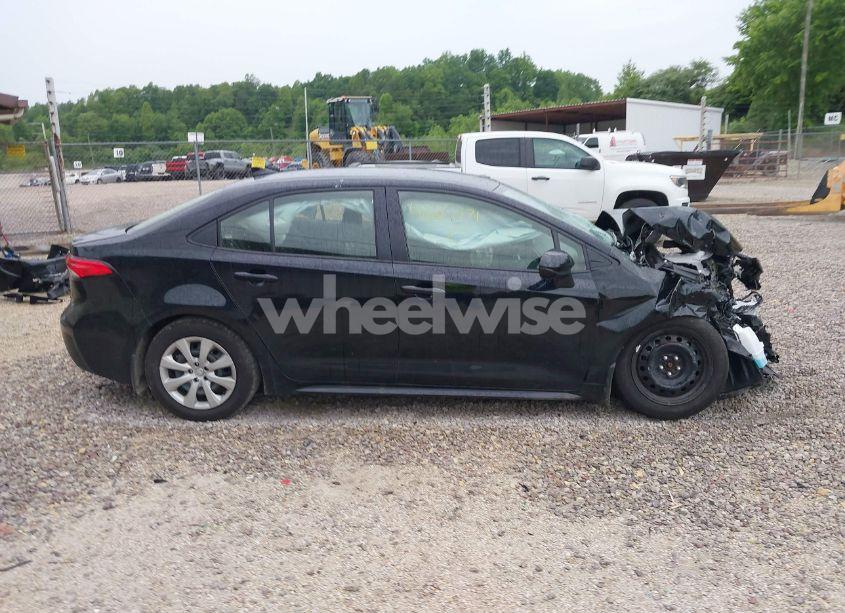 Photo 14 of 2025 Toyota Corolla HYBRID LE (VIN JTDBCMFE5SJ039996)