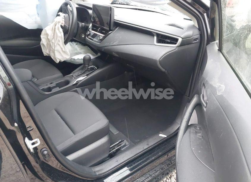 Photo 5 of 2025 Toyota Corolla HYBRID LE (VIN JTDBCMFE5SJ039996)