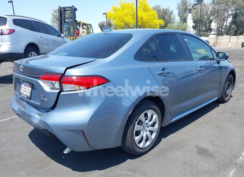 Photo 4 of 2025 Toyota Corolla HYBRID LE (VIN JTDBCMFE6SJ045080)