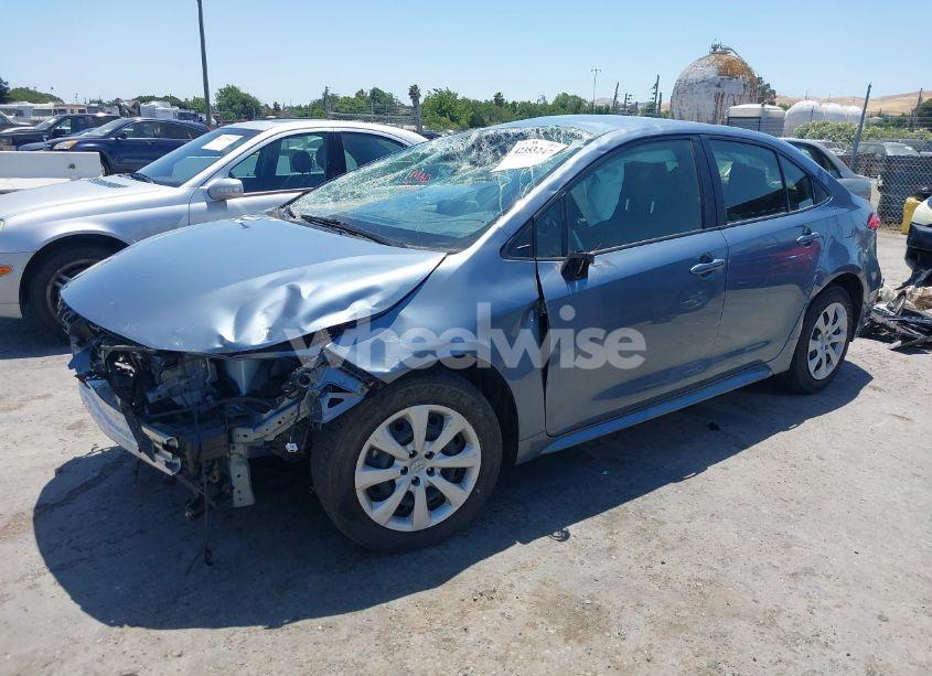 Photo 2 of 2023 Toyota Corolla HYBRID LE/HYBRID SE/HYBRID SE INFRARED/HYBRID XLE (VIN JTDBCMFE7P3020359)