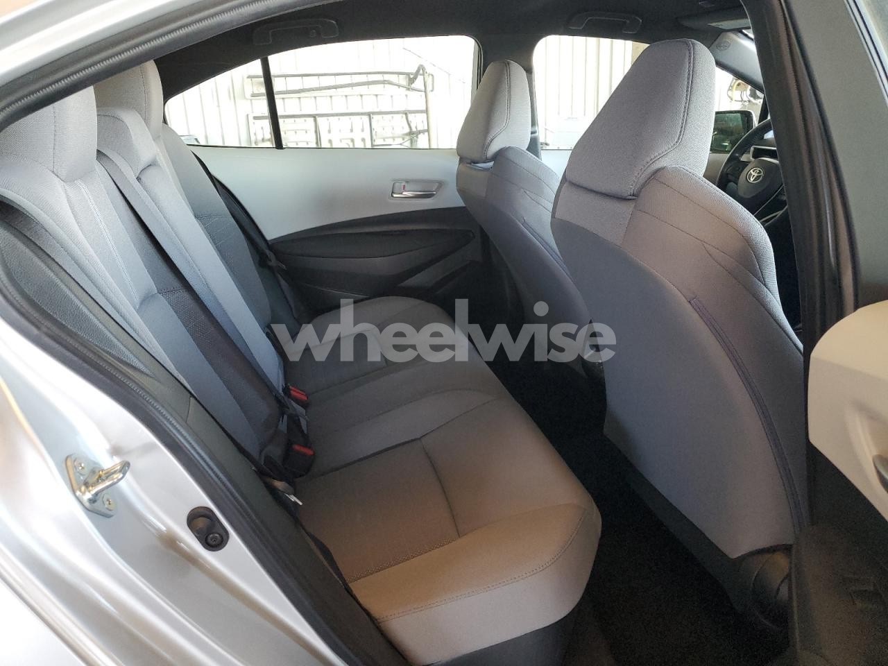 Photo 10 of 2024 TOYOTA COROLLA LE (VIN JTDBCMFE7R3054238)