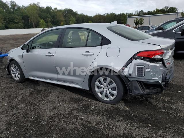 Photo 12 of 2024 TOYOTA COROLLA LE (VIN JTDBCMFE7R3067913)