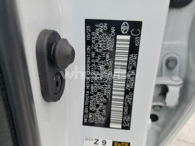 Photo 2 of 2024 TOYOTA COROLLA LE (VIN JTDBCMFE8R3033981)