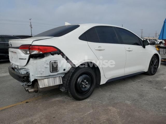 Photo 3 of 2024 TOYOTA COROLLA LE (VIN JTDBCMFE8R3033981)