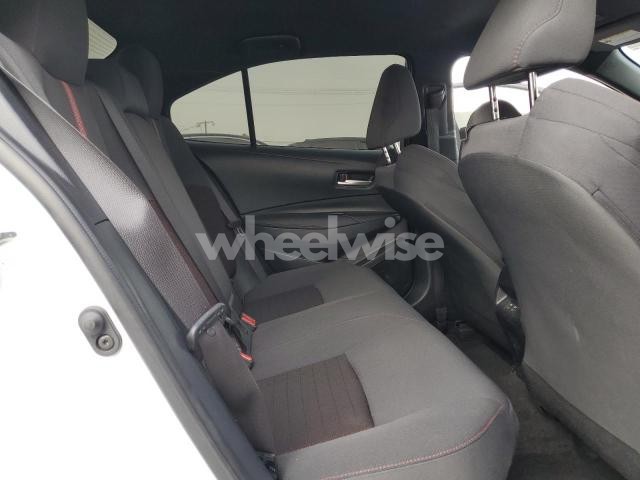 Photo 6 of 2024 TOYOTA COROLLA LE (VIN JTDBCMFE8R3033981)