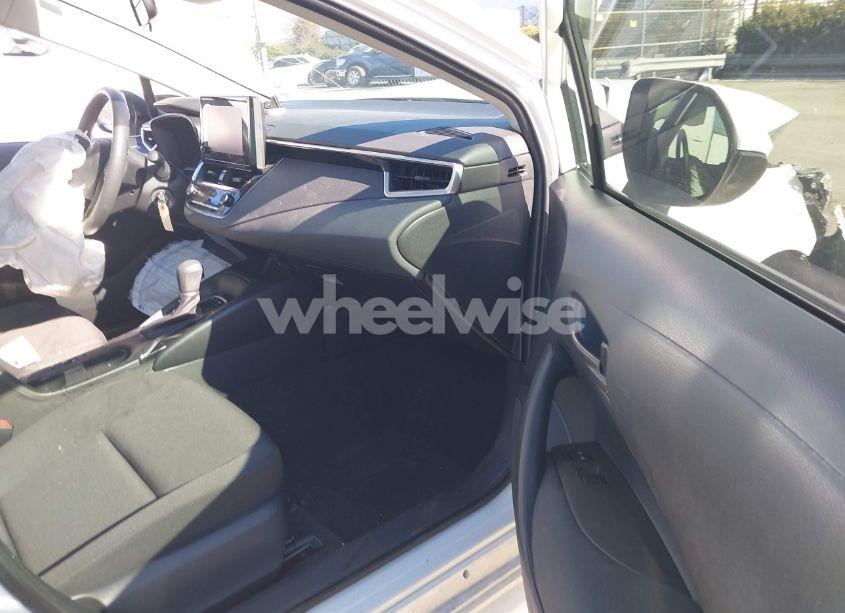 Photo 5 of 2024 Toyota Corolla HYBRID LE (VIN JTDBCMFE8R3039487)