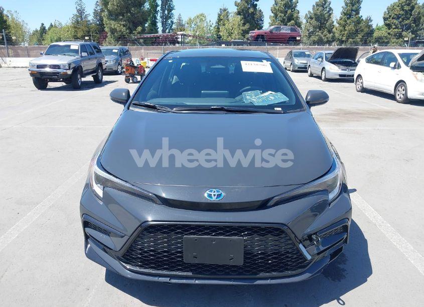 Photo 12 of 2024 Toyota Corolla HYBRID SE (VIN JTDBCMFE8R3067869)