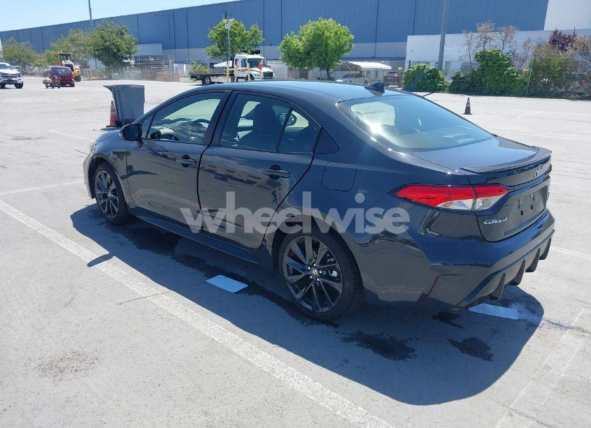 Photo 3 of 2024 Toyota Corolla HYBRID SE (VIN JTDBCMFE8R3067869)