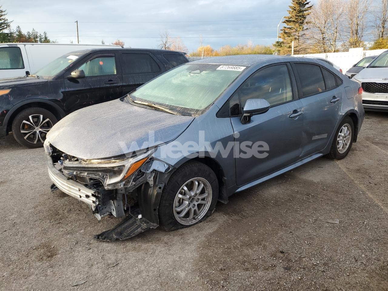 2025 TOYOTA COROLLA LE (VIN JTDBCMFE8S3097234) main photo