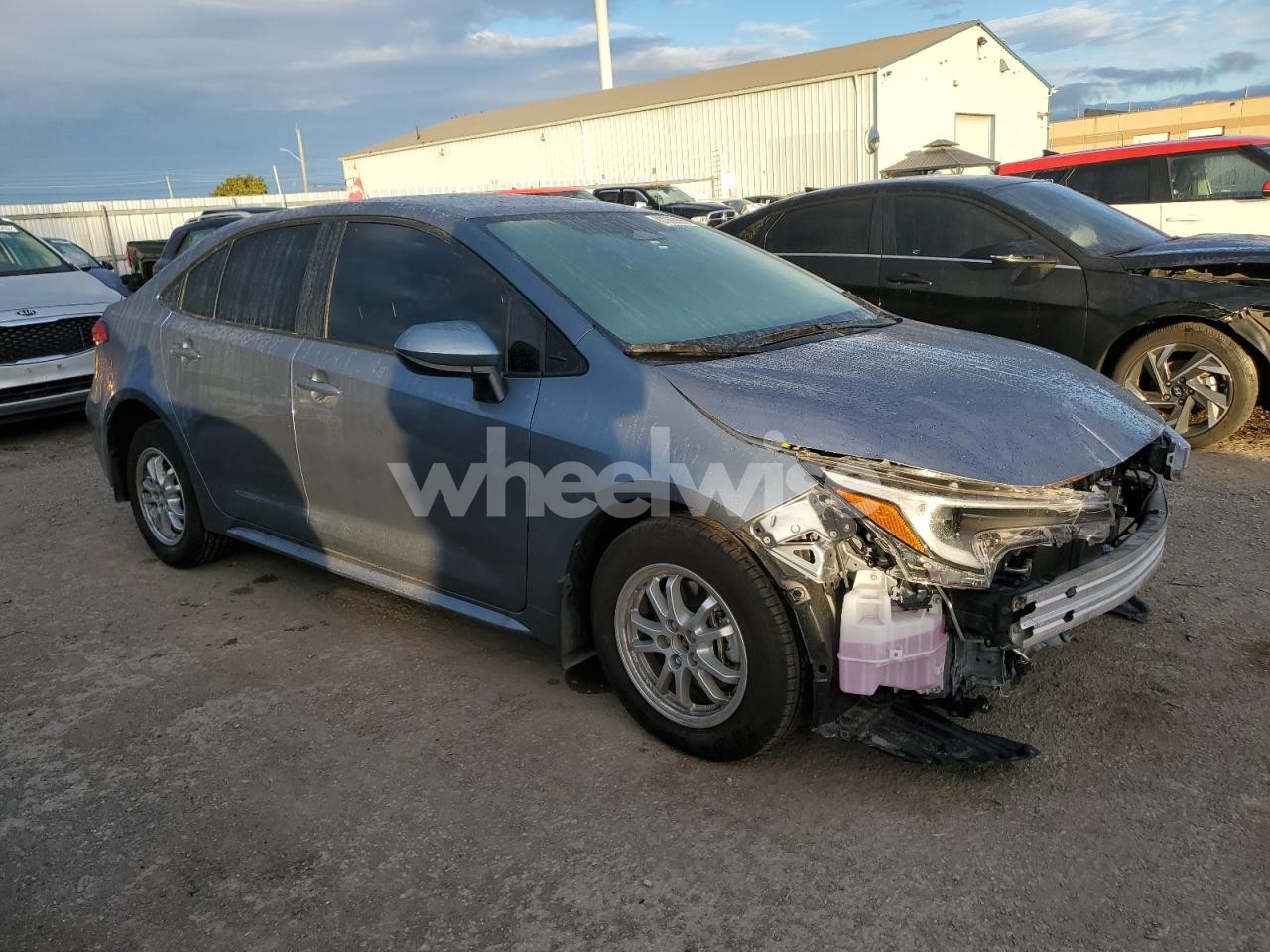 Photo 4 of 2025 TOYOTA COROLLA LE (VIN JTDBCMFE8S3097234)