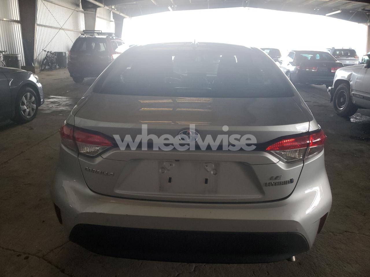 Photo 6 of 2024 TOYOTA COROLLA LE (VIN JTDBCMFE9R3033617)