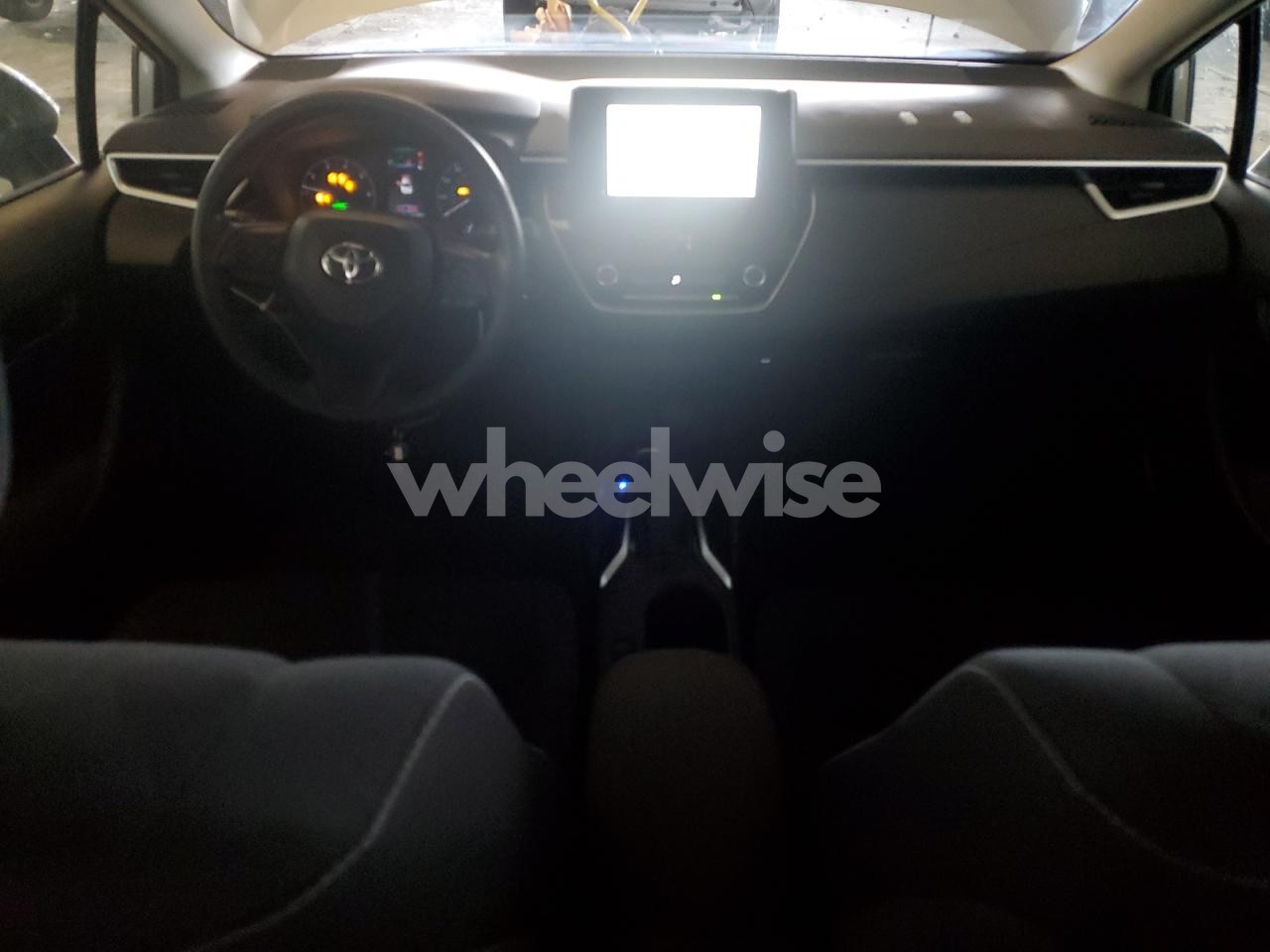 Photo 8 of 2024 TOYOTA COROLLA LE (VIN JTDBCMFE9R3033617)