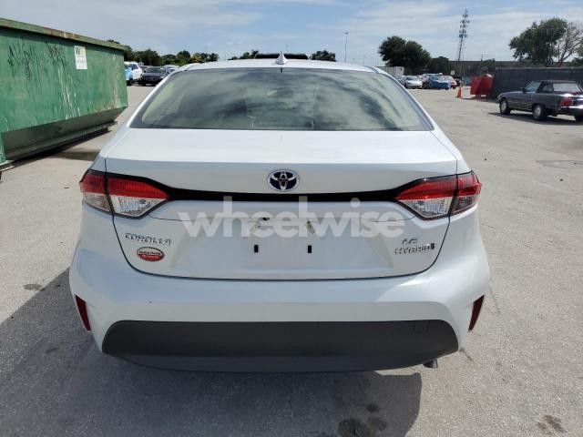 Photo 3 of 2024 TOYOTA COROLLA LE (VIN JTDBCMFE9R3042513)