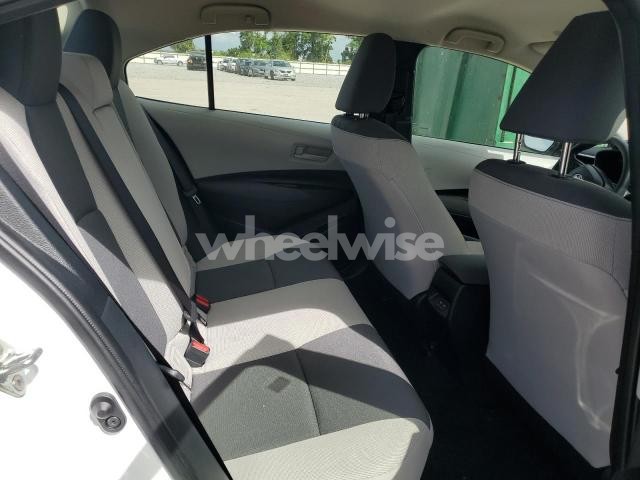 Photo 5 of 2024 TOYOTA COROLLA LE (VIN JTDBCMFE9R3042513)