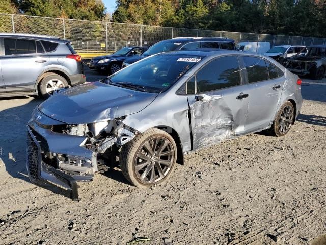 2024 TOYOTA COROLLA LE (VIN JTDBCMFE9RJ027585) main photo