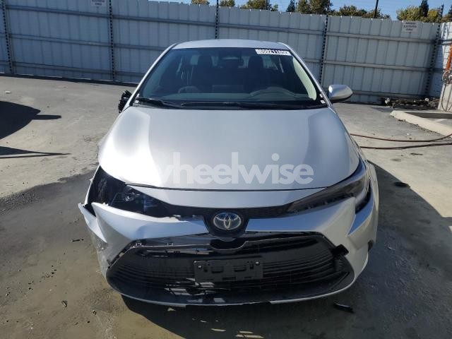 Photo 3 of 2025 TOYOTA COROLLA LE (VIN JTDBCMFE9S3080636)