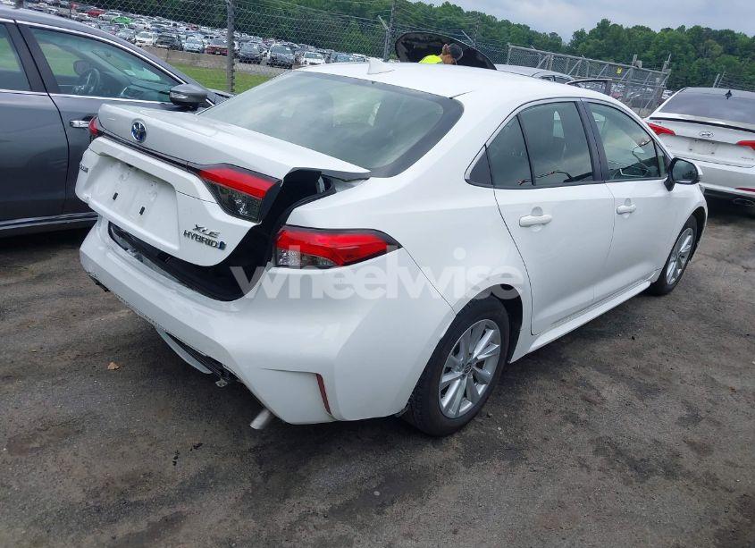 Photo 4 of 2023 Toyota Corolla HYBRID LE/HYBRID SE/HYBRID SE INFRARED/HYBRID XLE (VIN JTDBCMFEXP3004432)