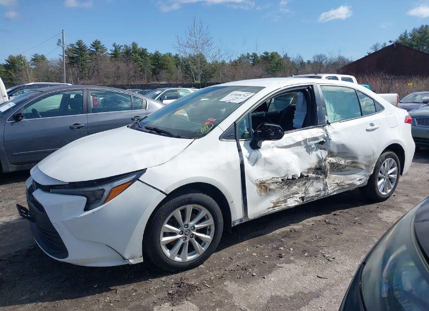 Photo 14 of 2023 Toyota Corolla HYBRID LE (VIN JTDBDMHE1PJ002820)