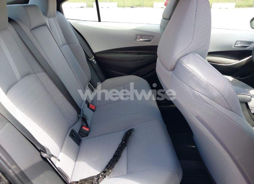 Photo 8 of 2025 Toyota Corolla HYBRID SE (VIN JTDBDMHE2S3018991)