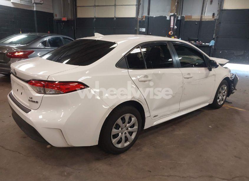Photo 4 of 2023 Toyota Corolla HYBRID LE (VIN JTDBDMHE3P3003472)