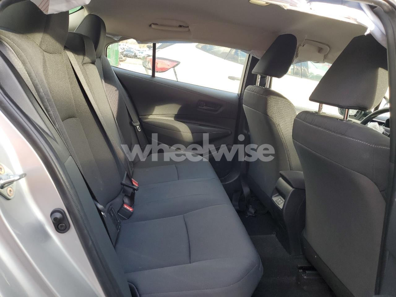 Photo 10 of 2025 TOYOTA COROLLA LE (VIN JTDBDMHE3SJ012175)