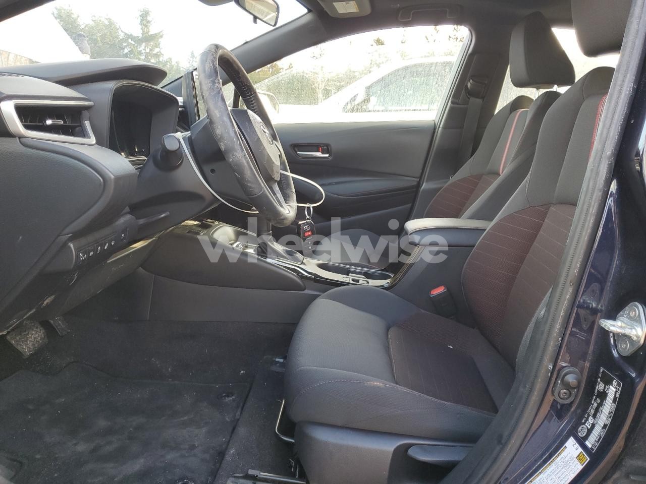 Photo 7 of 2023 TOYOTA COROLLA LE (VIN JTDBDMHE4PJ000799)