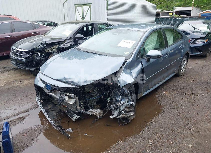 Photo 2 of 2023 Toyota Corolla HYBRID LE (VIN JTDBDMHE6P3000632)