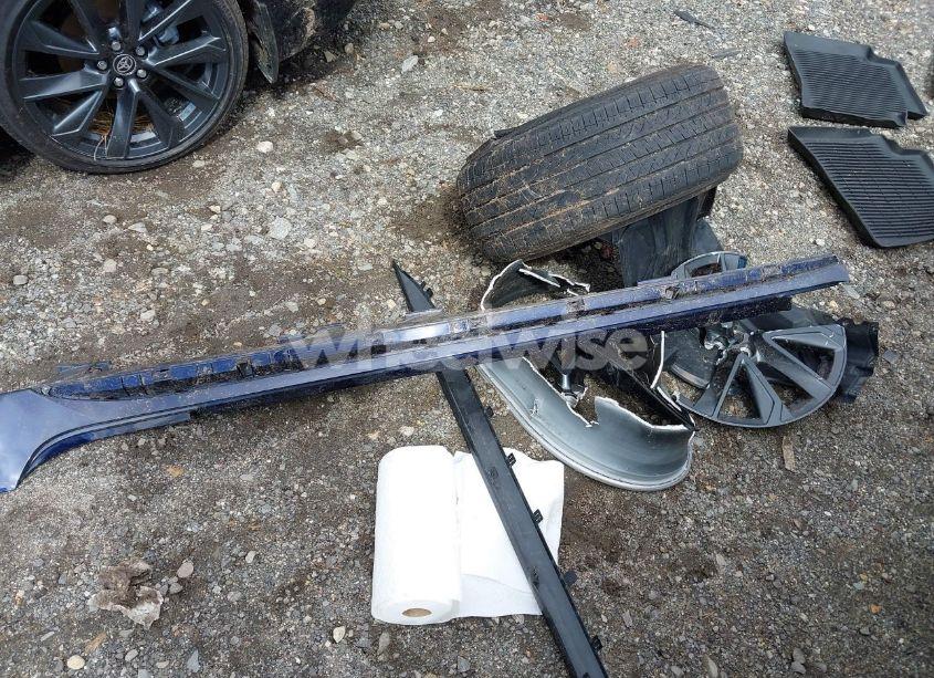 Photo 12 of 2024 Toyota Corolla HYBRID SE (VIN JTDBDMHE9RJ010845)